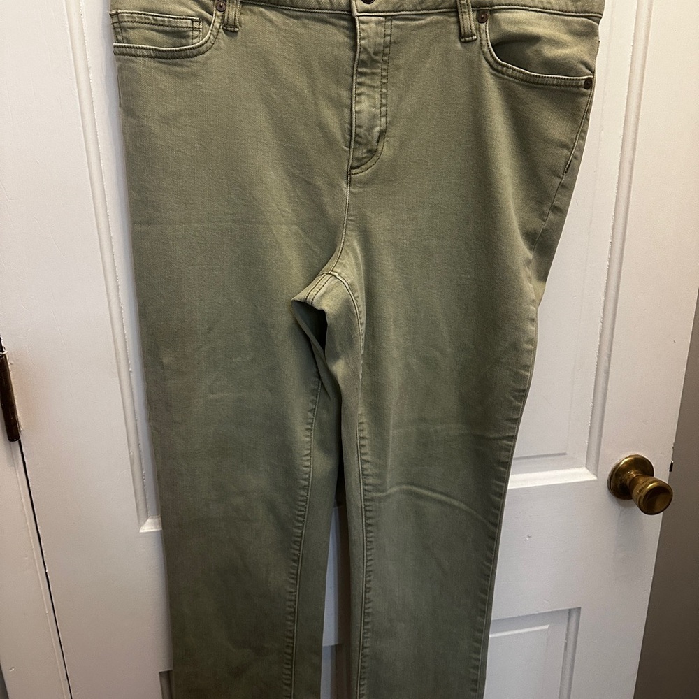 Nice Fitting Lands' End Sage Jeans Classic Style